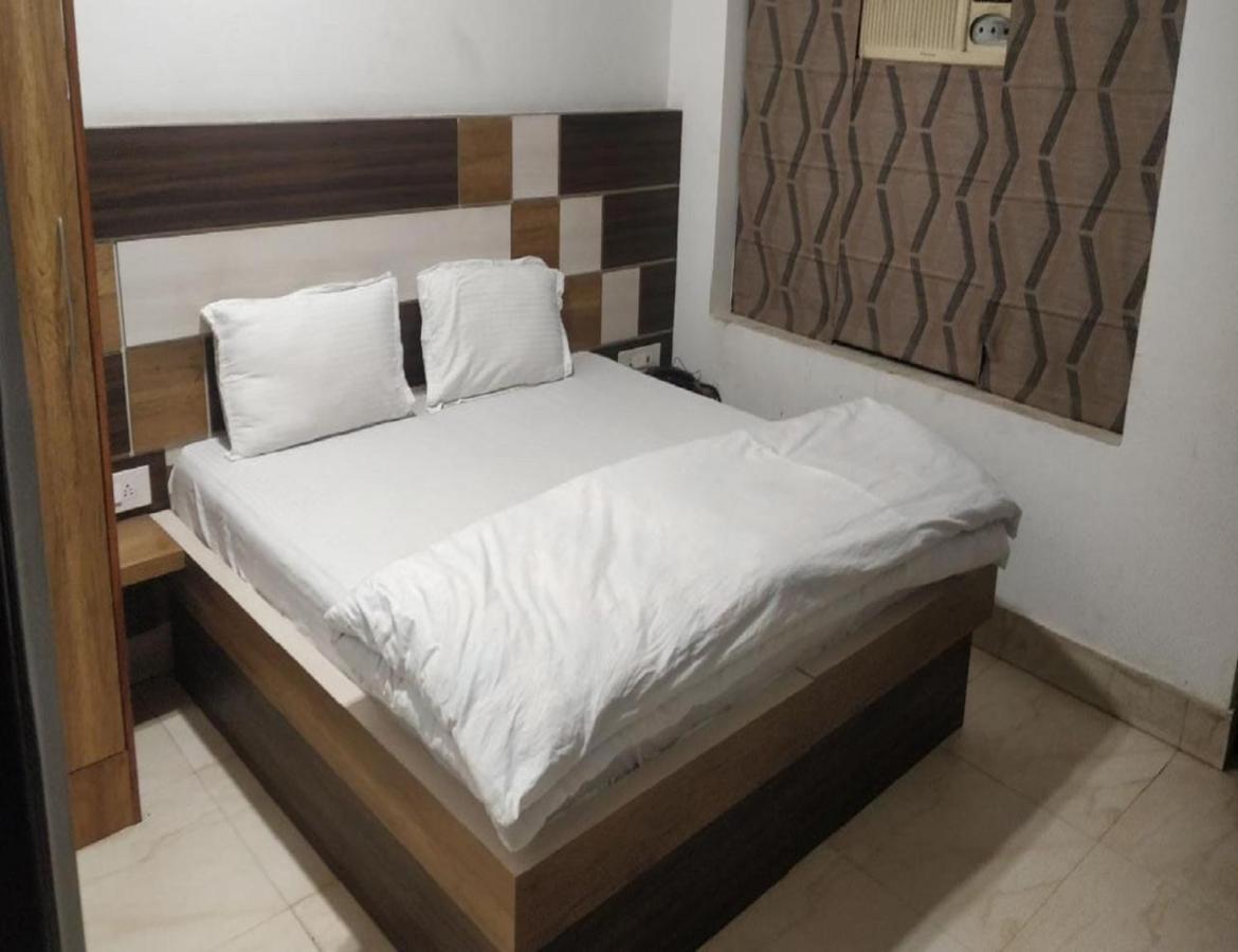 Hotel Bansal Residency, Sirsa Exteriör bild